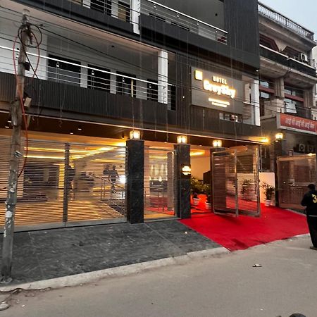 Hotel Grey Sky New Delhi Ngoại thất bức ảnh